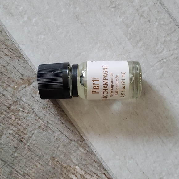 Pier 1 Pink Champagne Home Fragrance Warmer Oil .31 fl oz 9.1 mL